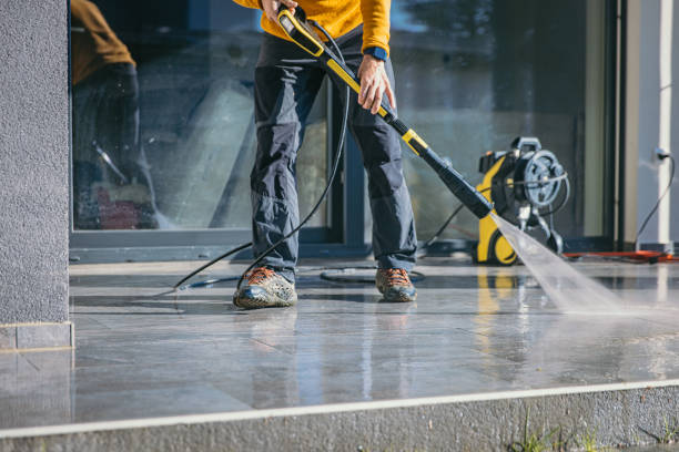 Animal Enclosure Cleaning in Hiller, PA